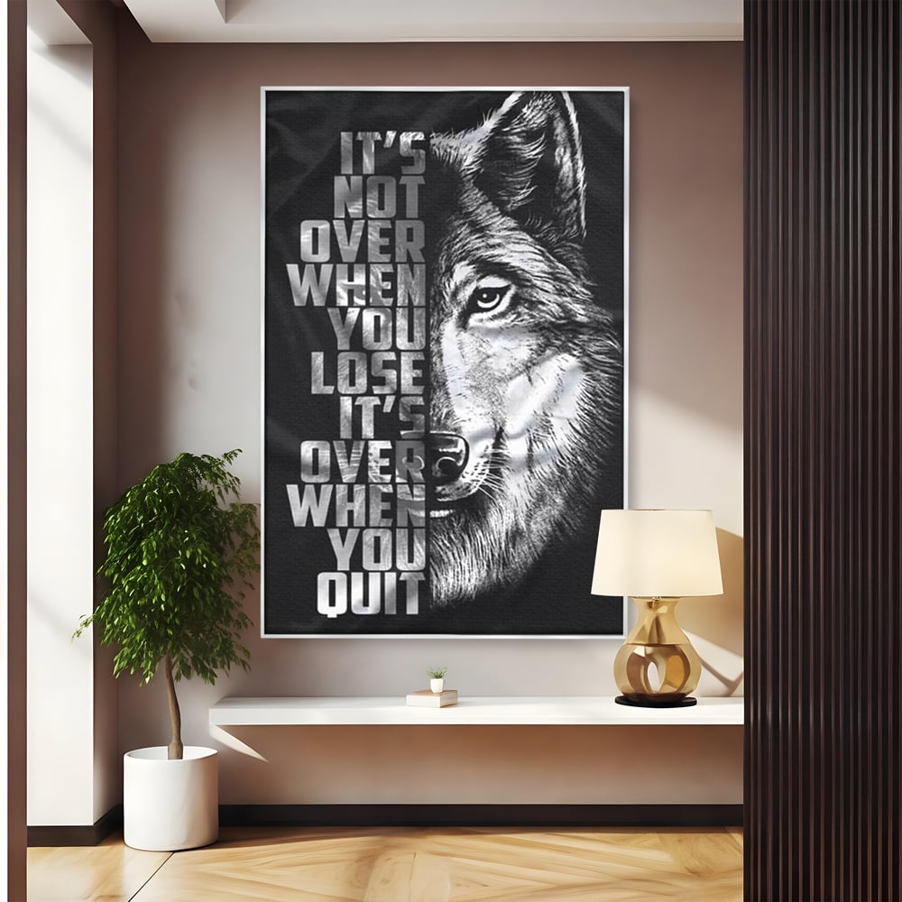 Tablou canvas cu tablou canvas cu lup si mesaj, in rama de aluminiu argintiu